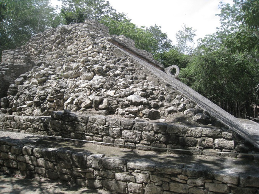 Tours in Coba: Coba Mayan Encounter