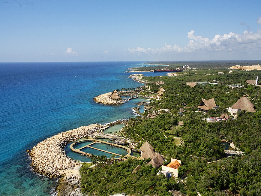 Transportation to Xcaret Regular